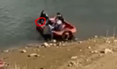 Silah çekerken görüntü