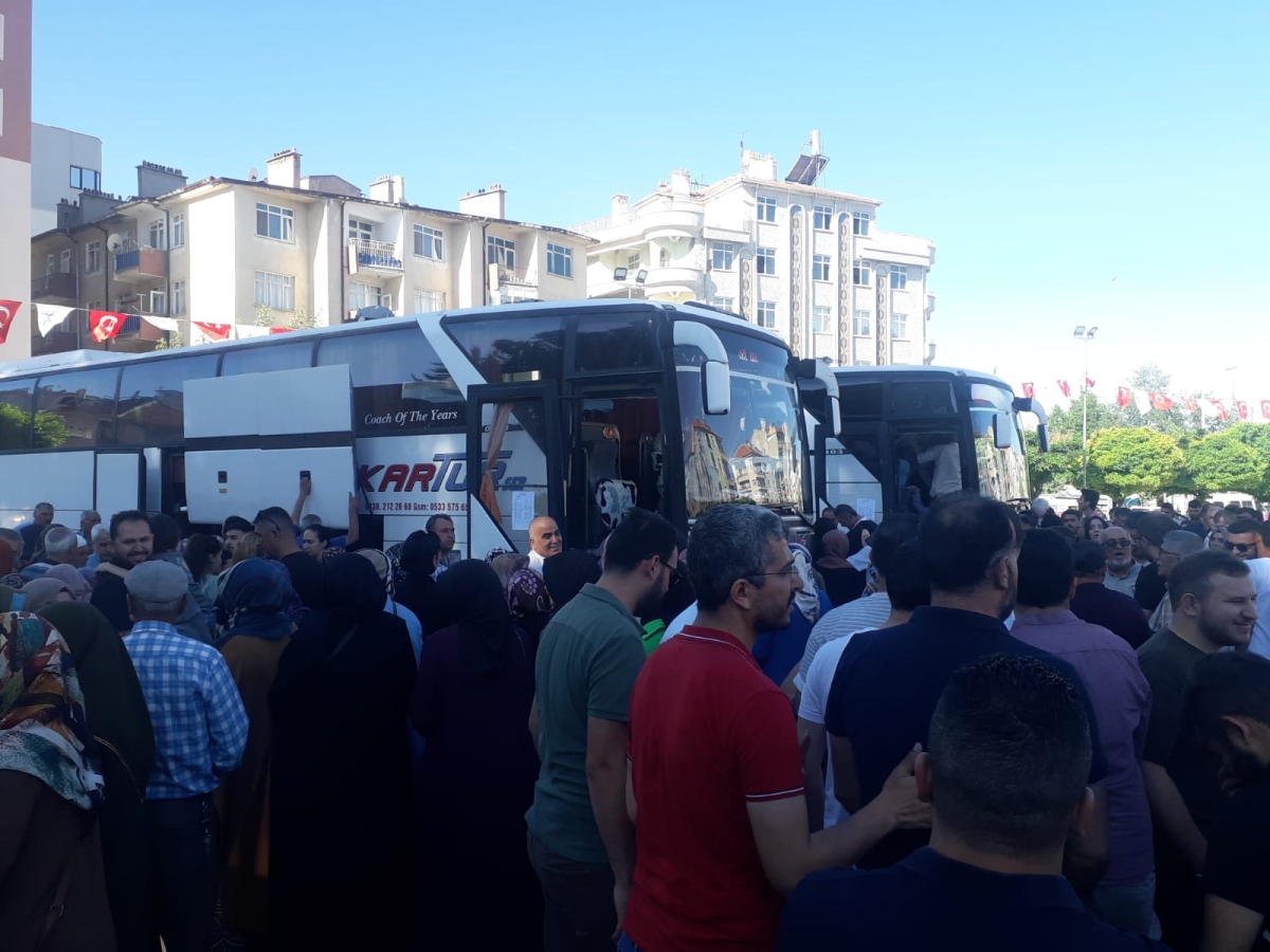 GENÇ HAFIZLAR KUTSAL TOPRAKLARA UĞURLANDI