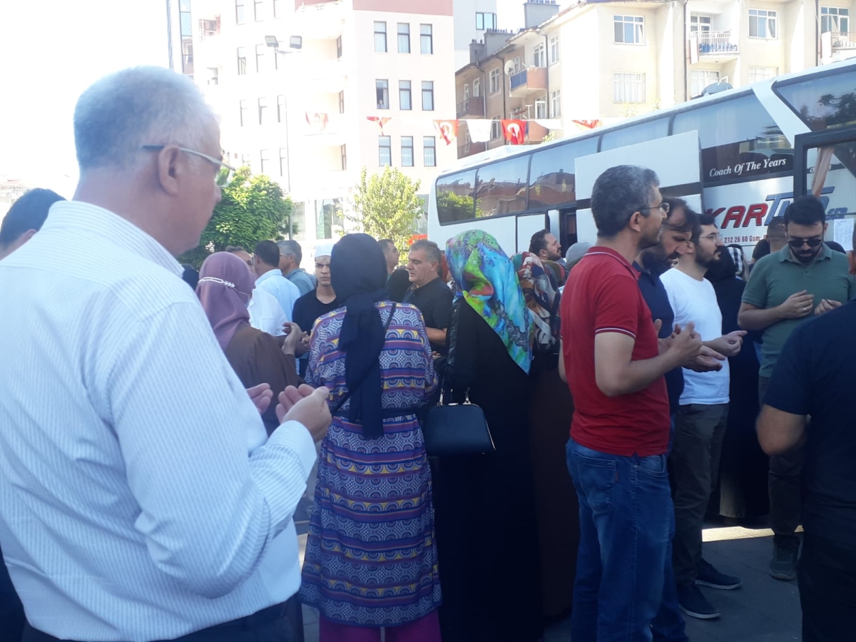 GENÇ HAFIZLAR KUTSAL TOPRAKLARA UĞURLANDI