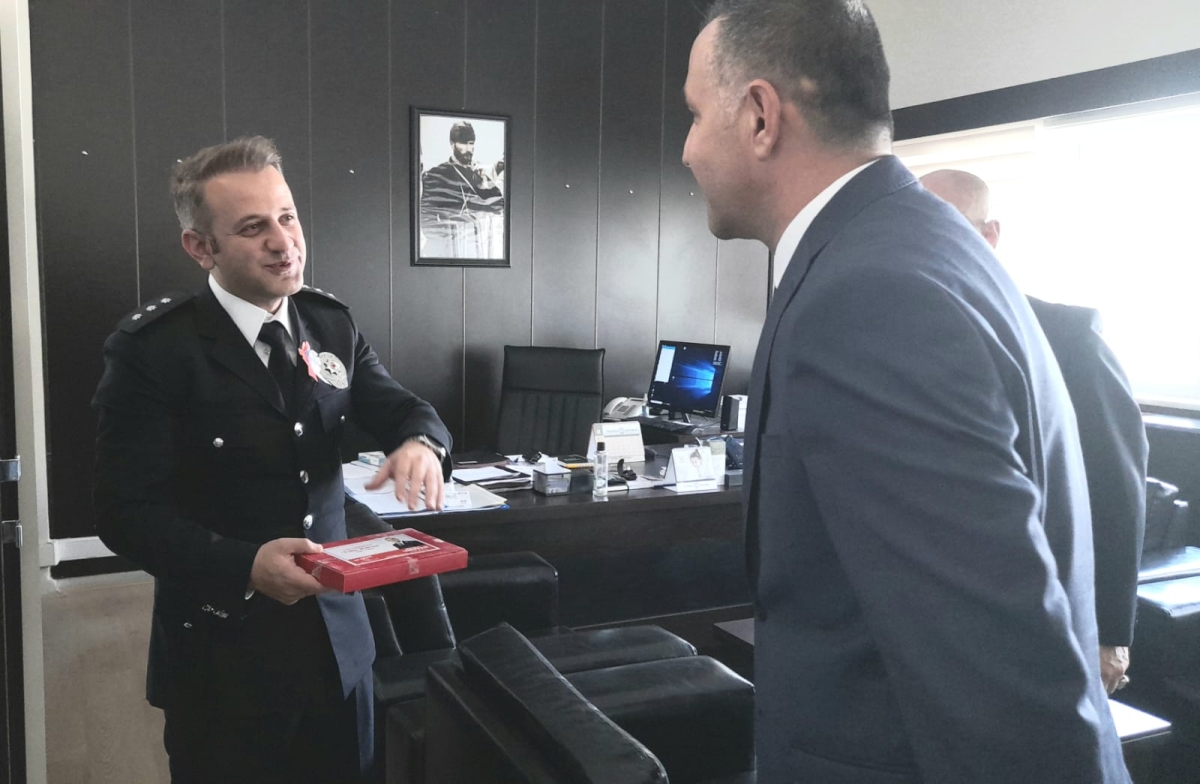 Mahmut Ünüvar kentte görevli tüm polisleri ziyaret etti