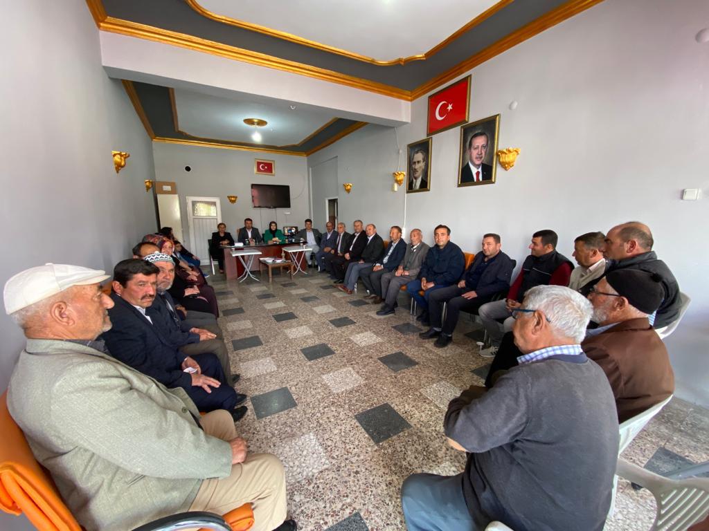 AK PARTİ’DE BAŞ DÖNDÜREN ÇALIŞMA: BAYRAMDA TAM MESAİ