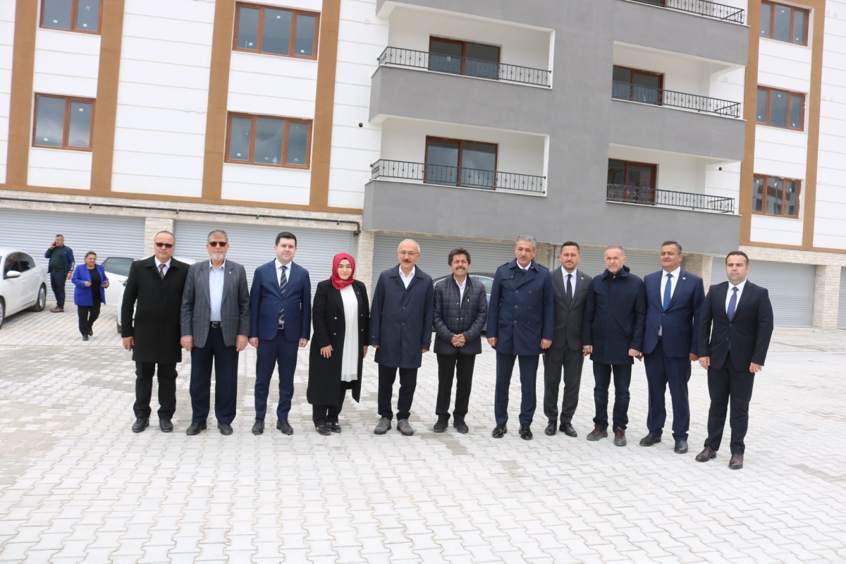 Lütfi Elvan Karaman’da Afet Konutları Kura Çekimine Katıldı