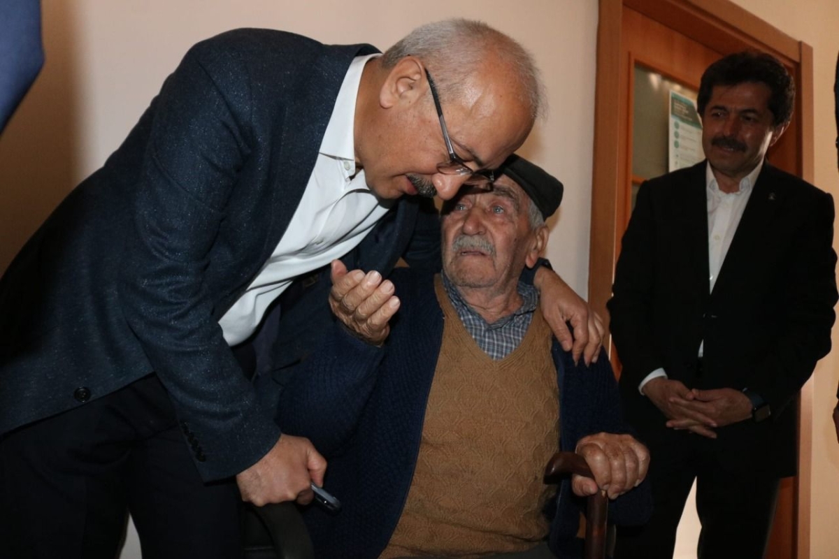 Taşelinde AK Parti Fırnası
