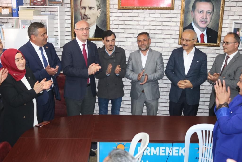Taşelinde AK Parti Fırnası