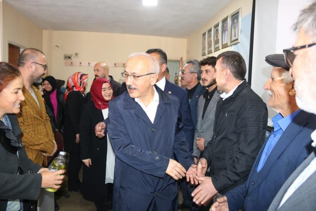 Taşelinde AK Parti Fırnası