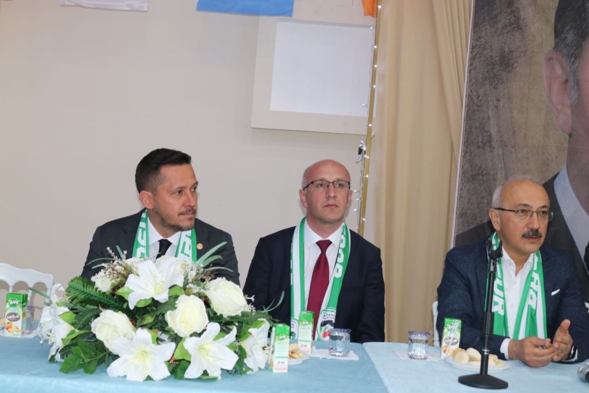 Taşelinde AK Parti Fırnası