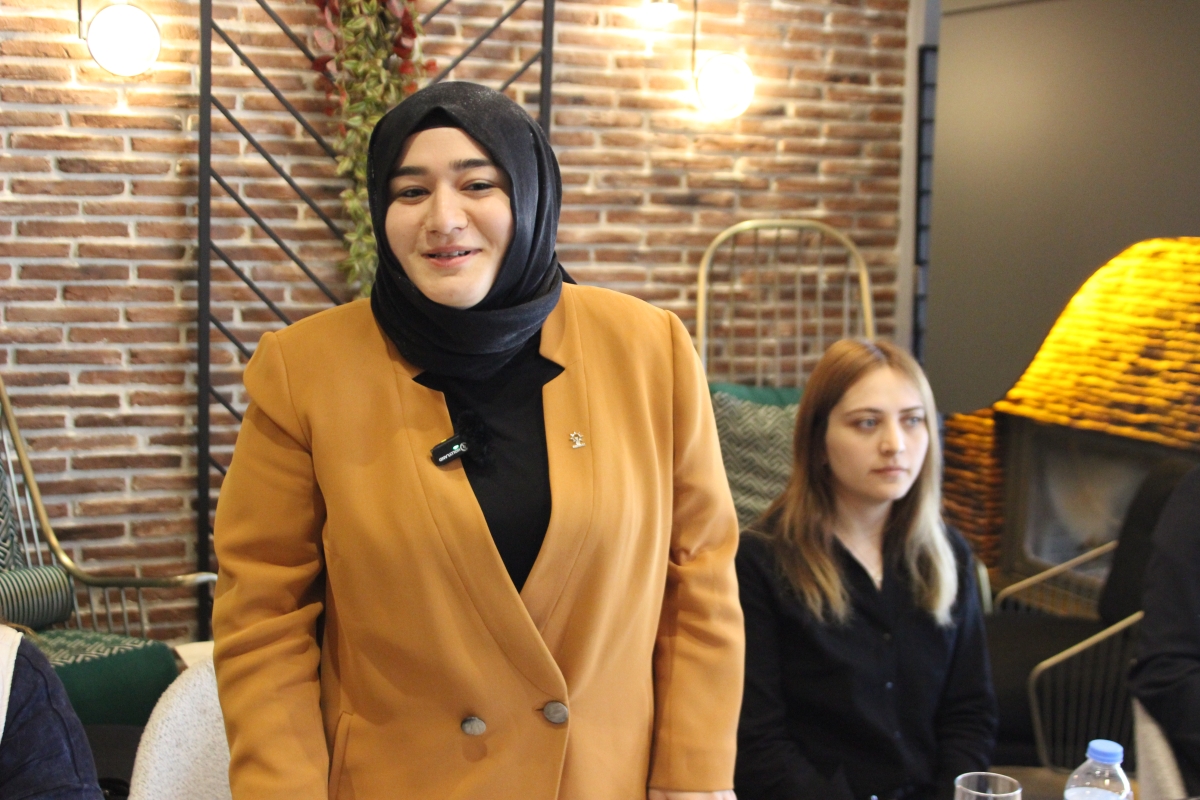 AK Parti 1 Mayıs İşçi Bayramında Basın Emekçileri ile Bir Araya Geldi