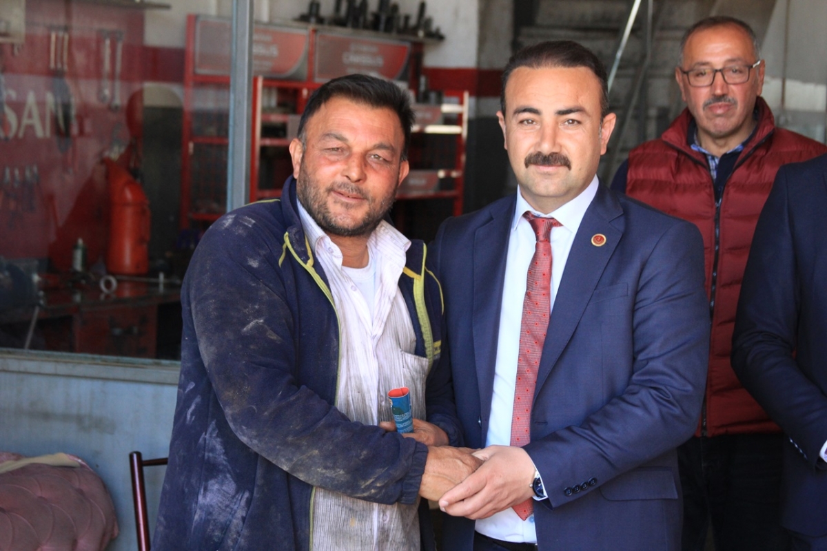 Büyük Birlik Partisi, Sanayi'den Çıkamıyor