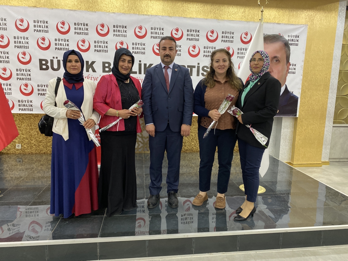 1 dakikalık vereceğimiz oy 5 senemize mâl olmasın