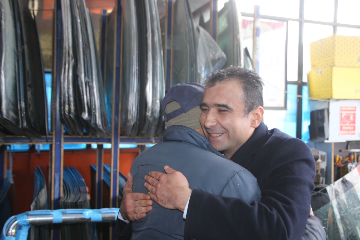 Belediye Başkanı Kalaycı, Yeni Sanayi Sitesinde Esnaf Ziyaretlerini Sürdürüyor