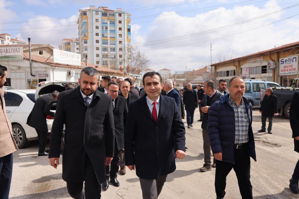 BAŞKAN KALAYCI VERGİ DAİRESİ VE BUĞDAY PAZARINI ZİYARET ETTİ