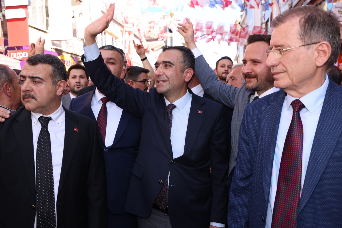 15 Bin Kişi ile Savaş Kalaycı Karamanlılarla Kucaklaşma Vakti'nde Buluştu