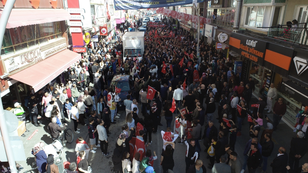 15 Bin Kişi ile Savaş Kalaycı Karamanlılarla Kucaklaşma Vakti'nde Buluştu