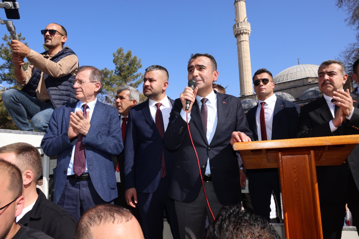 15 Bin Kişi ile Savaş Kalaycı Karamanlılarla Kucaklaşma Vakti'nde Buluştu