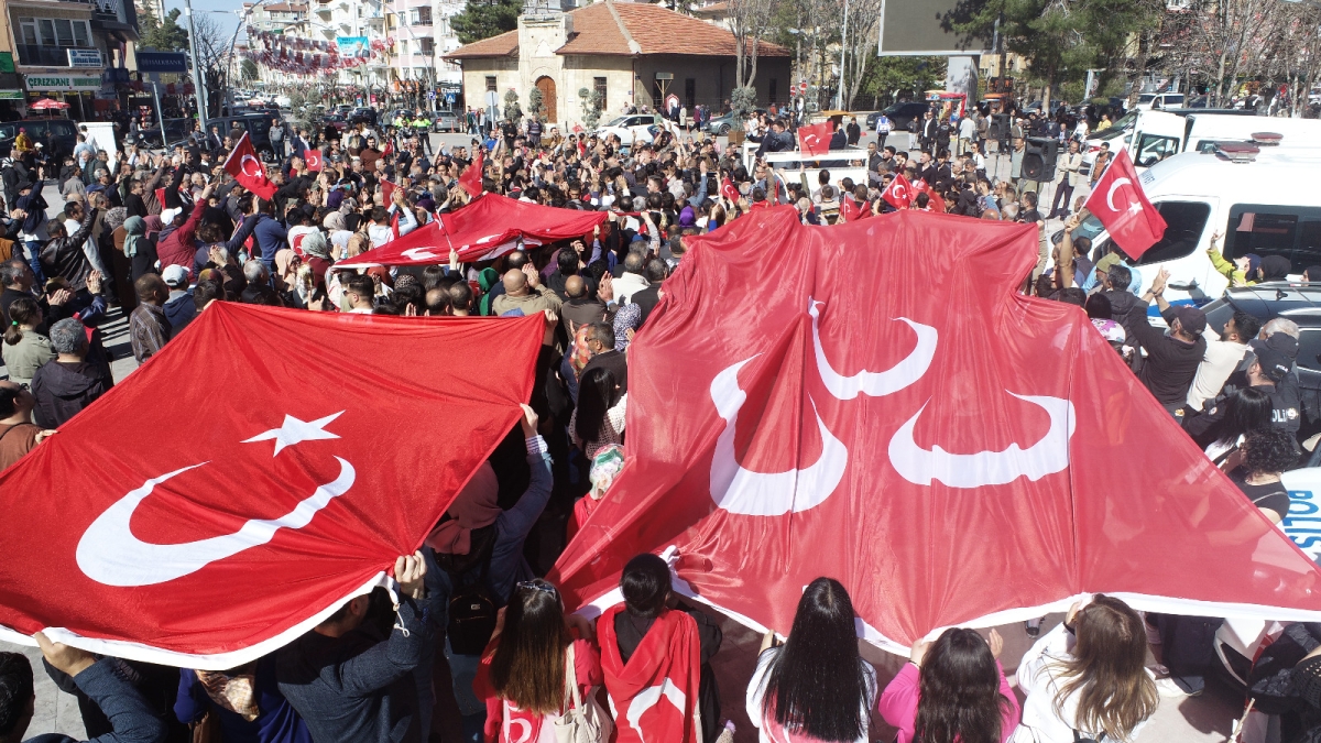 15 Bin Kişi ile Savaş Kalaycı Karamanlılarla Kucaklaşma Vakti'nde Buluştu