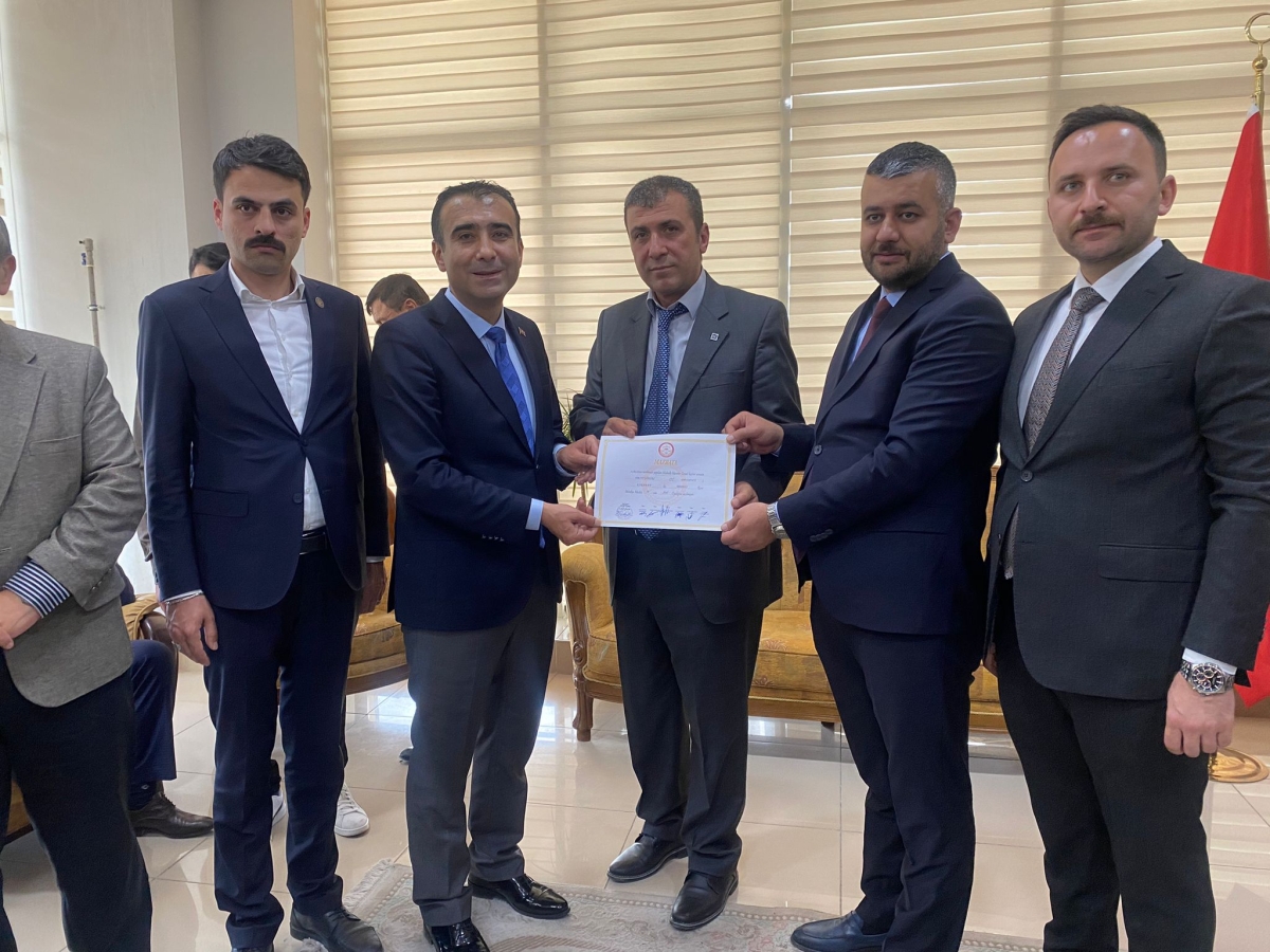 Başkan Savaş Kalaycı Mazbatasını Aldı