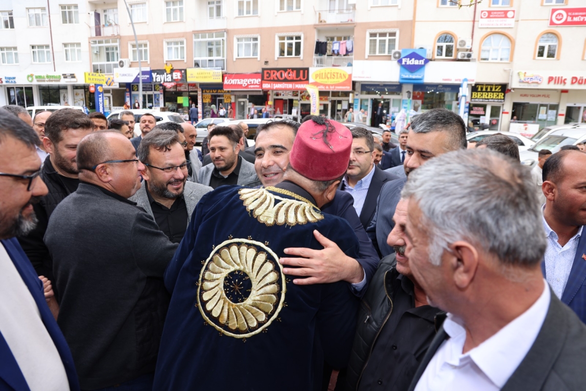 KARAMAN BELEDİYESİ’NDE BAYRAMLAŞMA PROGRAMI DÜZENLENDİ
