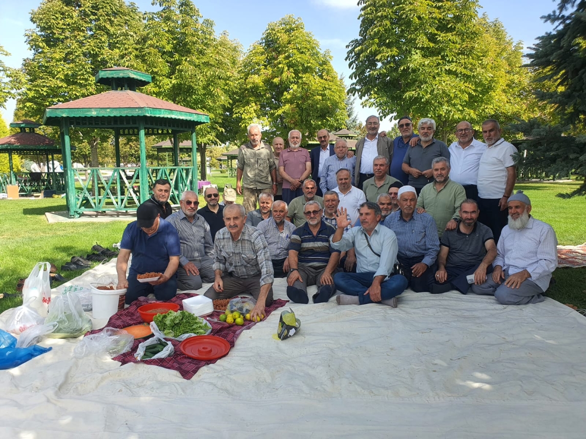 Karaman İmam Hatip Lisesi 1984 Mezunları 40 Yıllık Dostluğu Kutladı