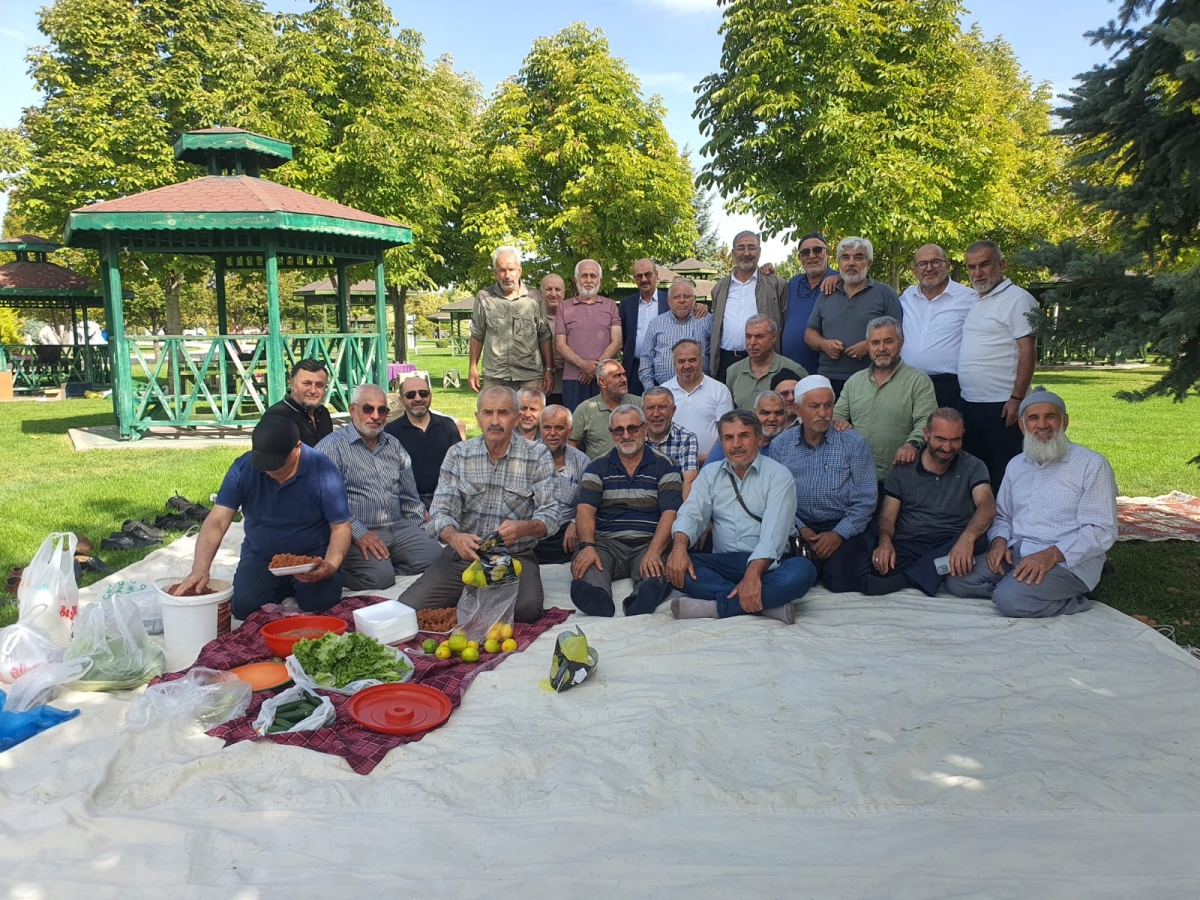 Karaman İmam Hatip Lisesi 1984 Mezunları 40 Yıllık Dostluğu Kutladı
