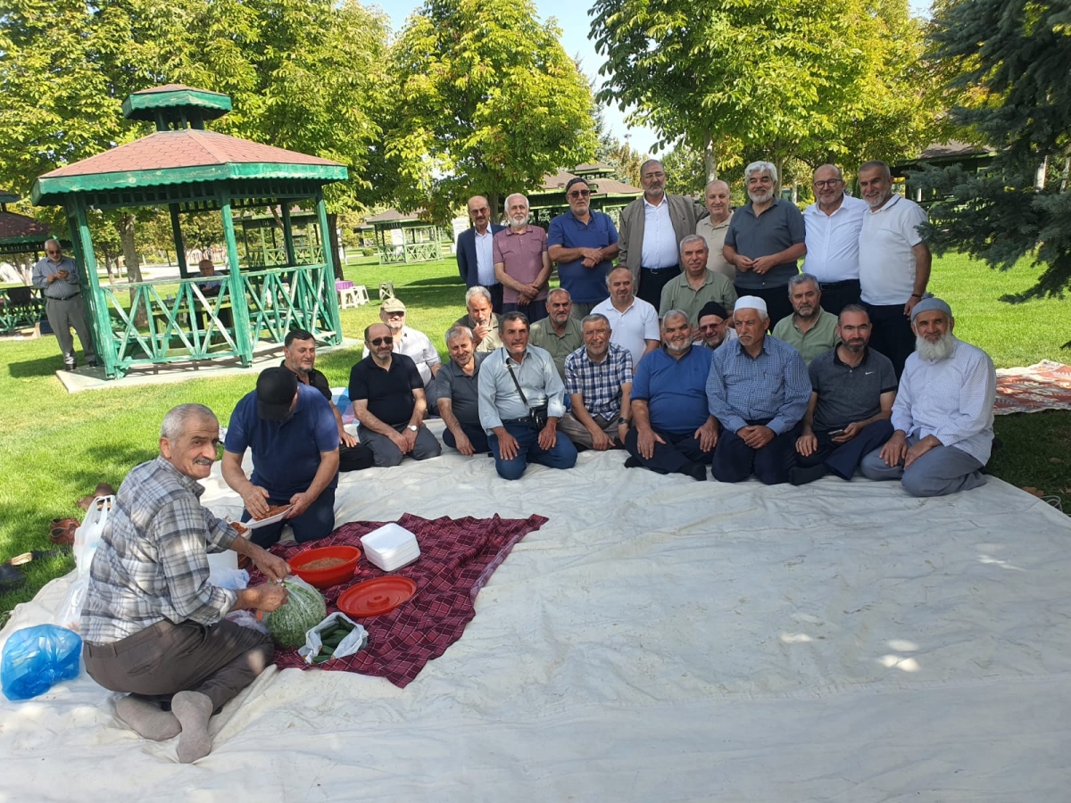 Karaman İmam Hatip Lisesi 1984 Mezunları 40 Yıllık Dostluğu Kutladı