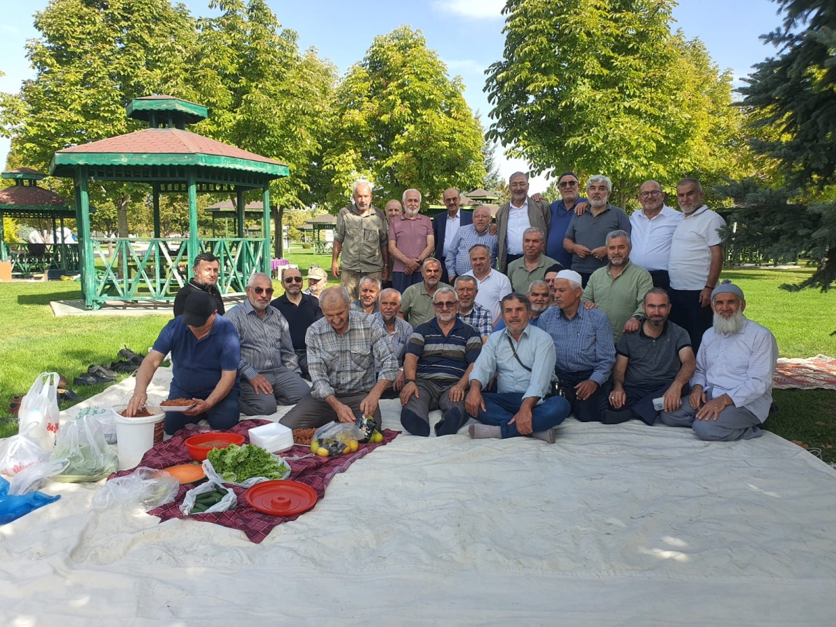 Karaman İmam Hatip Lisesi 1984 Mezunları 40 Yıllık Dostluğu Kutladı