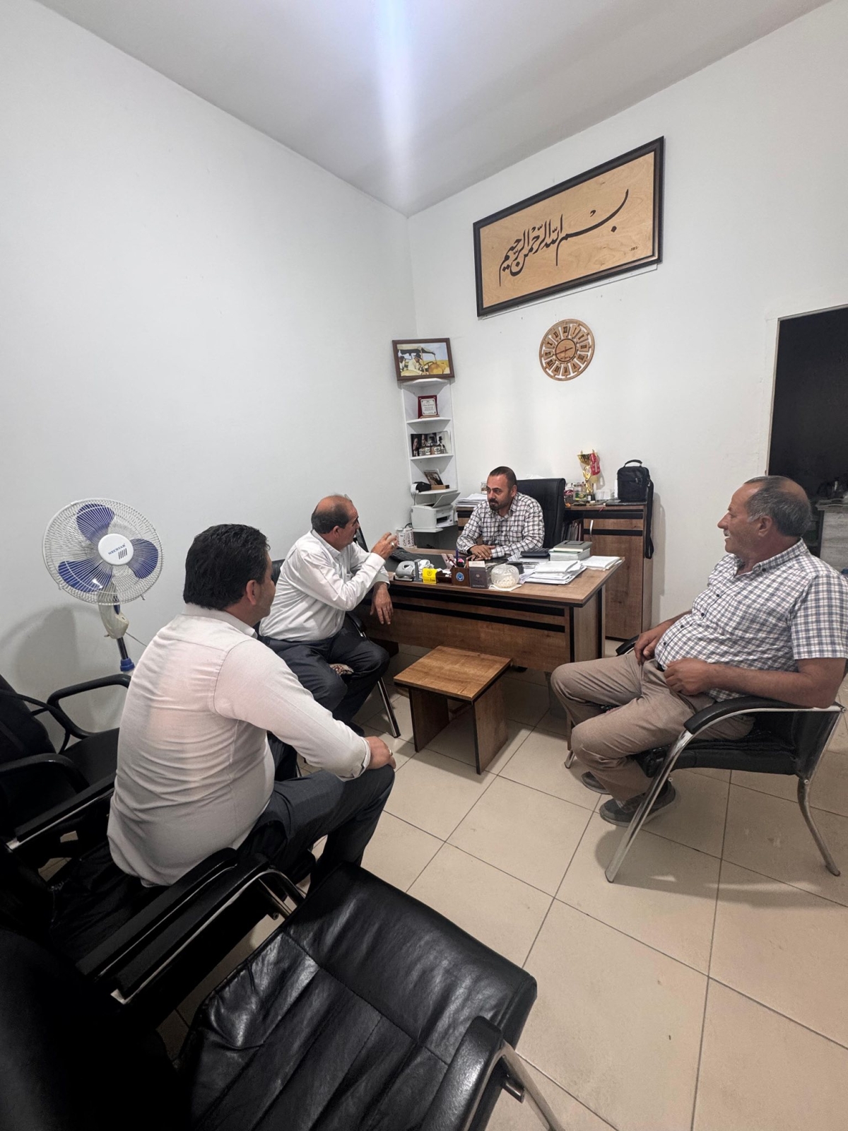 Abdullah Çelik, çiftçilerle buluştu: “Kalplerinde olduğumuzu gördük”