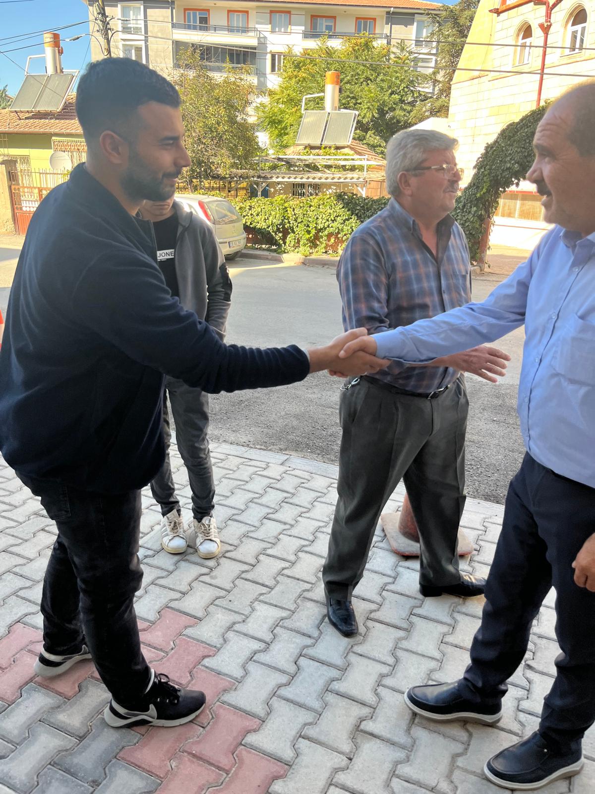 Üreticiden Abdullah Çelik’e Sevgi Seli