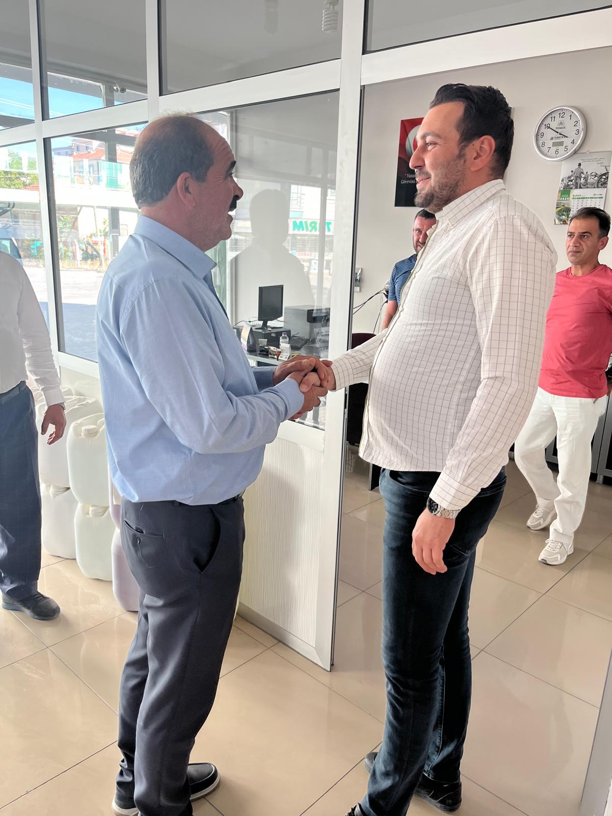 Üreticiden Abdullah Çelik’e Sevgi Seli