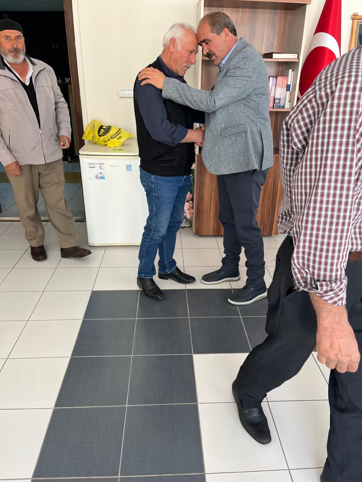 Üreticiden Abdullah Çelik’e Sevgi Seli