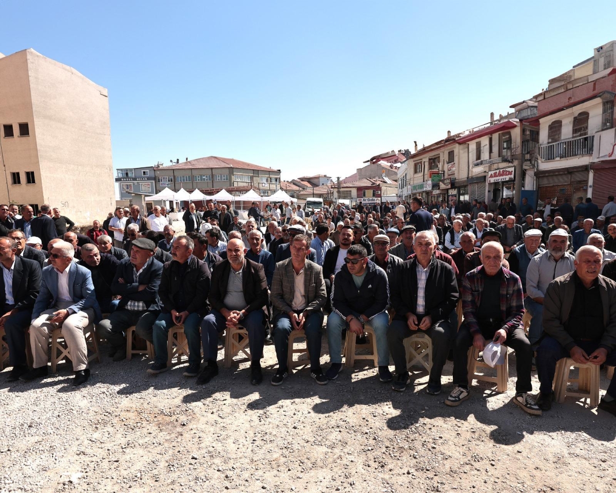 Abdullah Çelik Ereğli’de Miting Havasında Gövde Gösterisi Yaptı