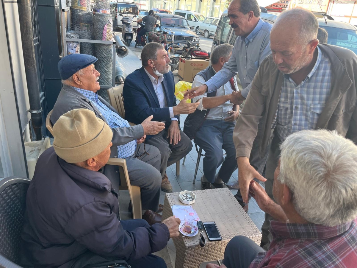 Abdullah Çelik Karapınar’da Çiftçilerle Buluştu: “Kooperatifimizi Çiftçimizin Alın Teriyle Büyüteceğiz”