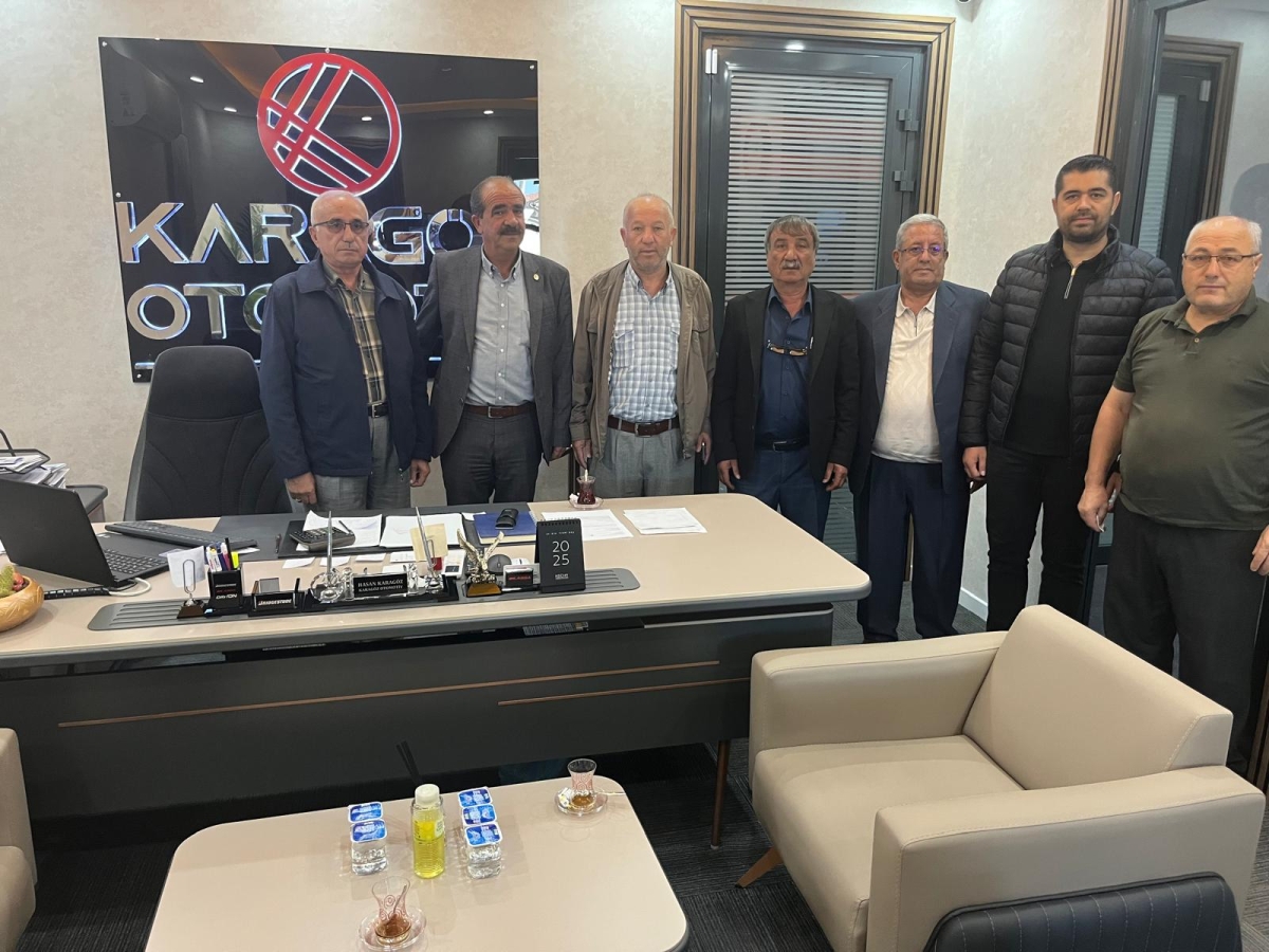 Abdullah Çelik Karapınar’da Çiftçilerle Buluştu: “Kooperatifimizi Çiftçimizin Alın Teriyle Büyüteceğiz”