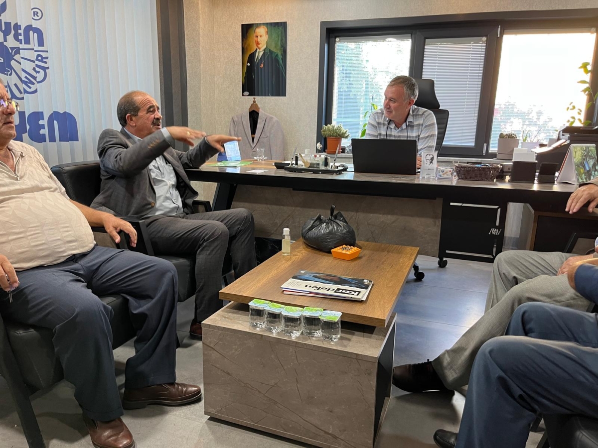 Abdullah Çelik Karapınar’da Çiftçilerle Buluştu: “Kooperatifimizi Çiftçimizin Alın Teriyle Büyüteceğiz”