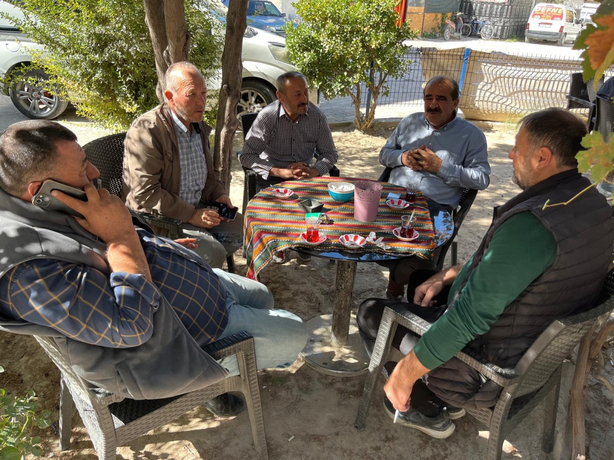 Abdullah Çelik Karapınar’da Çiftçilerle Buluştu: “Kooperatifimizi Çiftçimizin Alın Teriyle Büyüteceğiz”