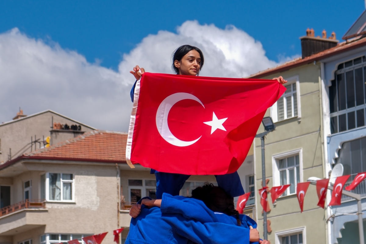 Karaman’da 19 Mayıs Coşkusu Meydanlara Taştı