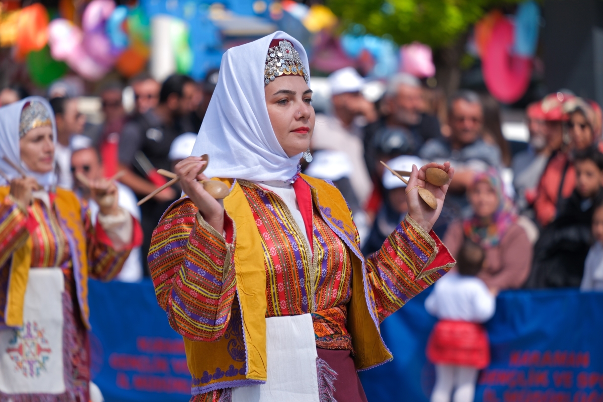 Karaman’da 19 Mayıs Coşkusu Meydanlara Taştı