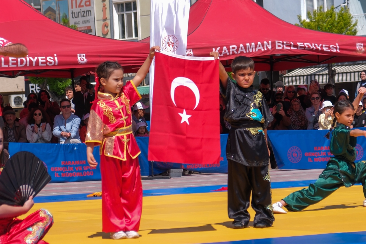 Karaman’da 19 Mayıs Coşkusu Meydanlara Taştı