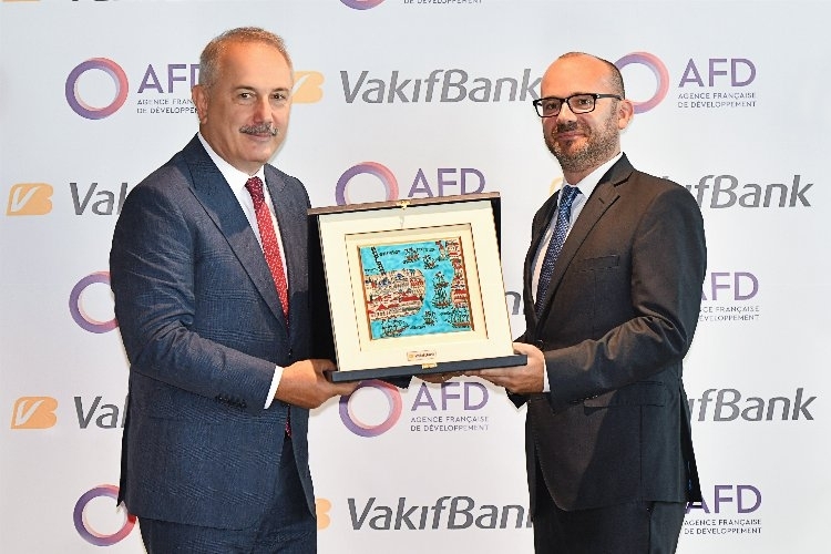AFD'den Türk bankasına 100 milyon Euro ek kaynak