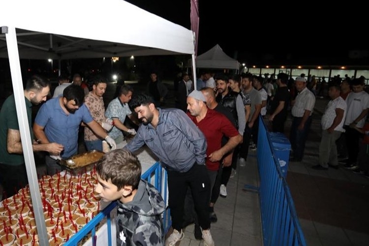 Bursa İnegöl'de Geleneksel Helva Kültürü Yaşatılıyor