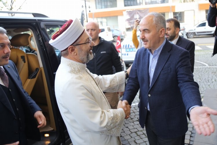 Diyanet İşleri Başkanı Erbaş'tan Rize'ye ziyaret