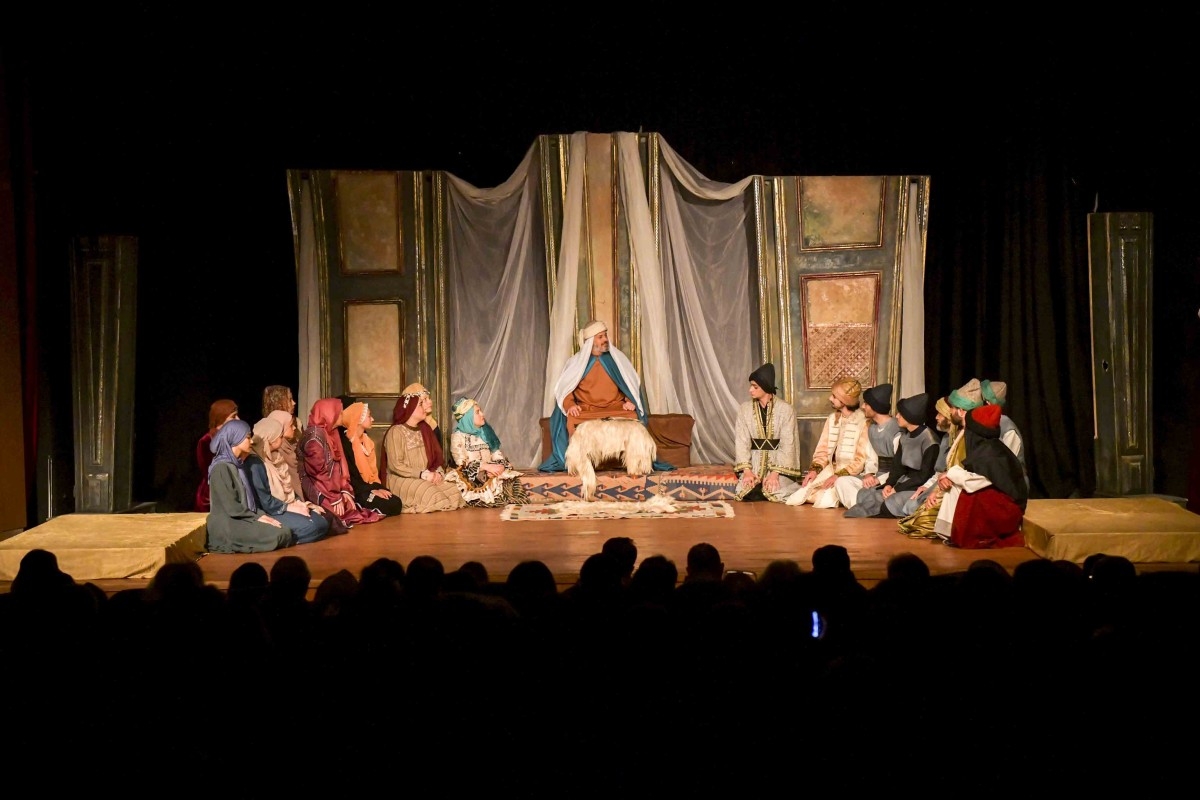 Ankara Büyükşehir Belediyesi'nden Mevlana'ya Özel Tiyatro Gösterisi