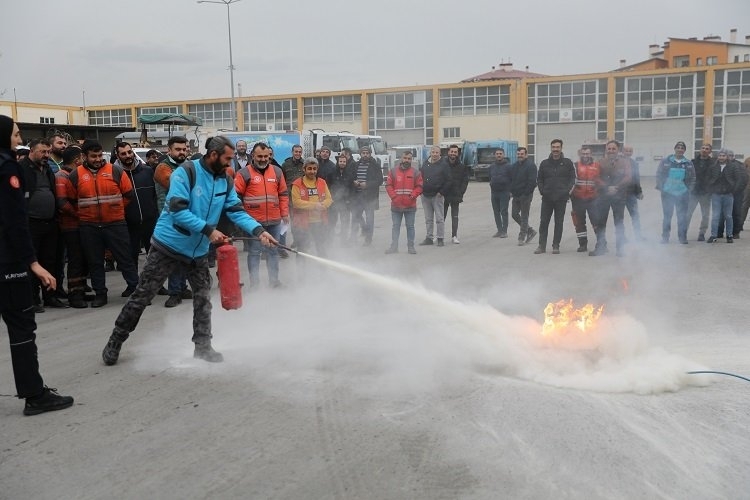 Kocasinan, Kayseri'de Gerçekleştirilen Yangın Tatbikatıyla Güvenliği Arttırıyor