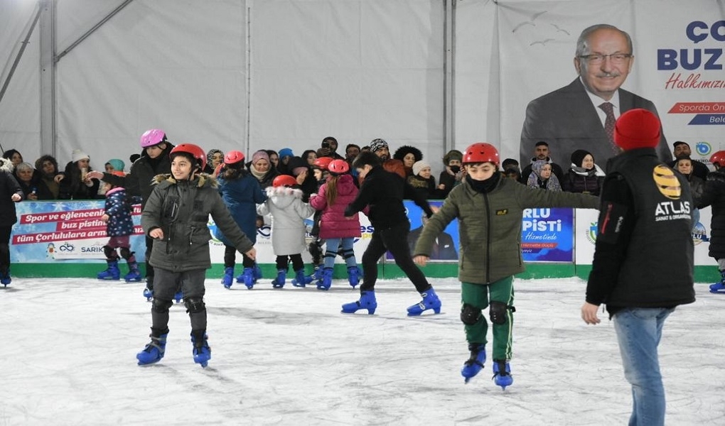 Büyükşehir Belediyesi'nden Çorlu'daki Öğrencilere Sömeşter Sürprizi