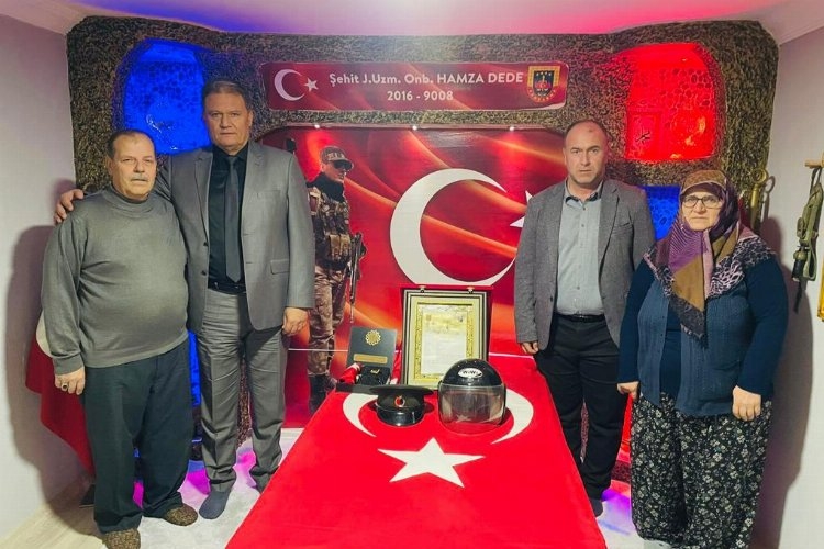 Manisa Büyükşehir'den şehit ailesine ziyaret