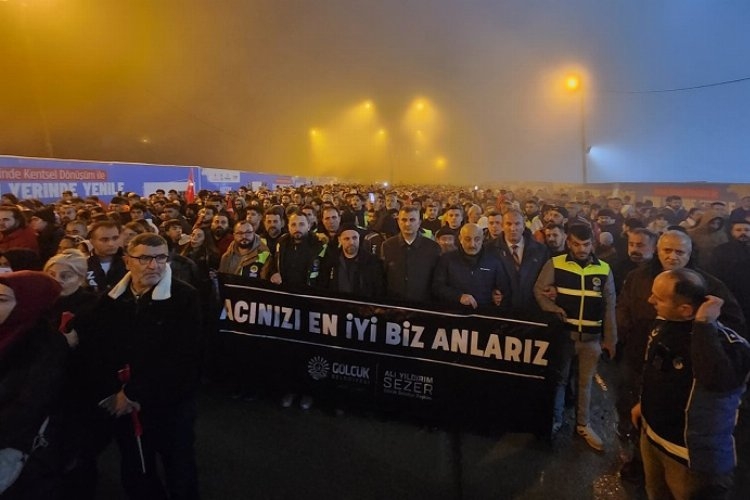 Gölcük'ten Hatay'a dayanışma: &Prime;Acınızı en iyi biz anlarız&Prime;