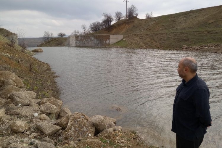 Bilecik'teki Doluluk Oranına Ulaşan Baraj Vana Kapakları Açıldı