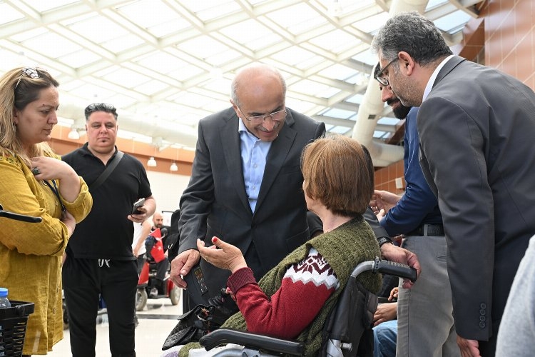 Malatya'da 50 adet akülü engelli aracı teslim edildi