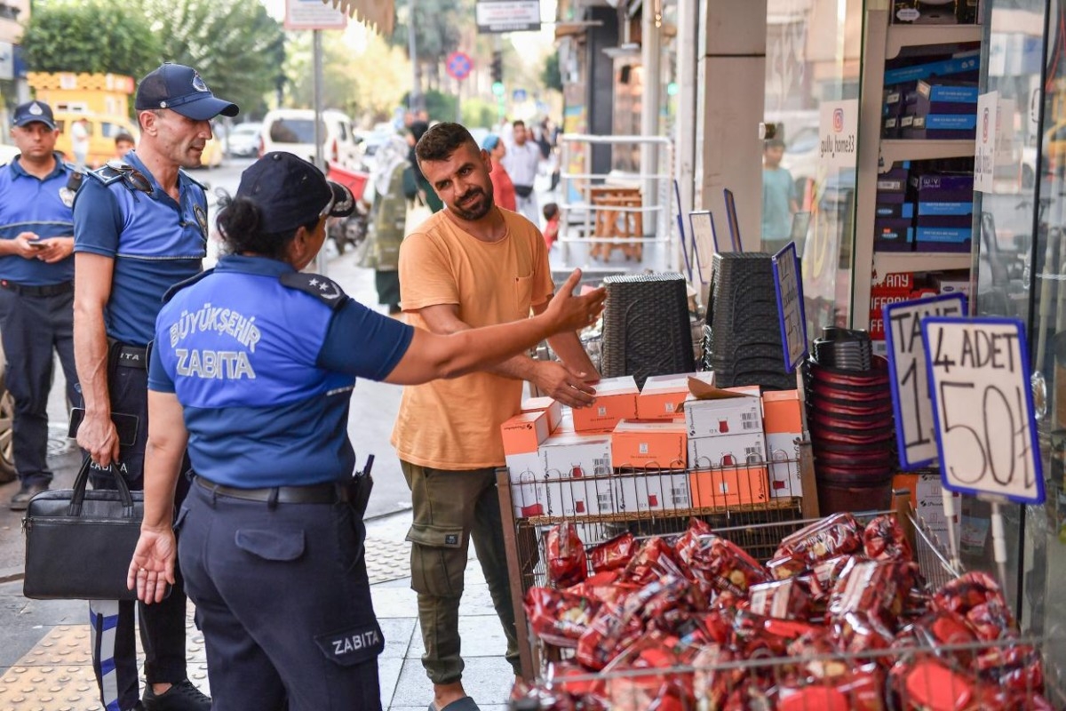 Büyükşehir Zabıta Ekipleri Şehir Genelinde Denetim Yapıyor
