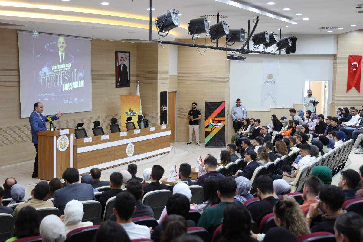 Başkan Altay: &Prime;Üniversitelerimiz Şehrin İnsan Kaynağına Önemli Katkılar Sunuyor&Prime;