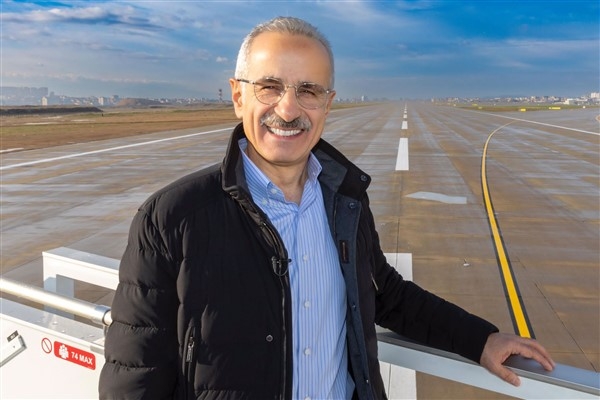 Uraloğlu: Karakurt-Horasan Yolu ile 3 bin 595 ton karbon emisyon tasarrufu sağladık